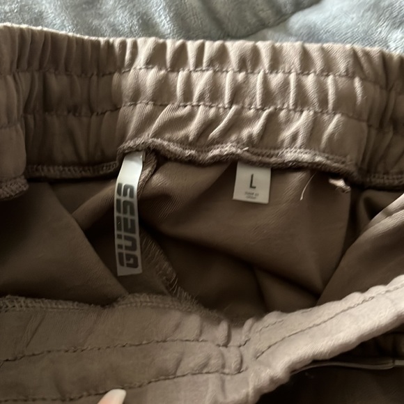 Guess sweats - Picture 3 of 5